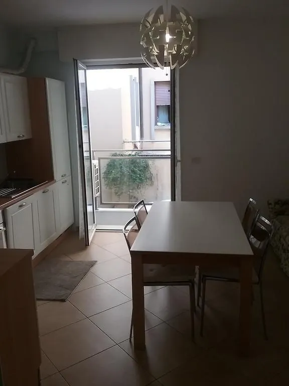 Residence Cavour 24 Lavagna 0*,